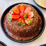 Foto enviada por Luiza: bolo de chocolate com morango